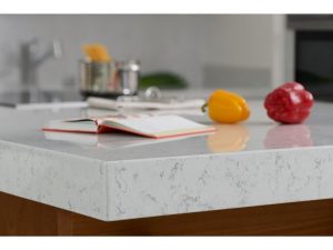 Noble Carrara kvarts bänkskiva från Caesarstone